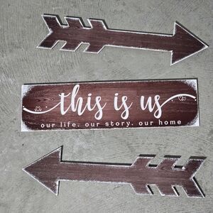 Brown Wooden Wall Decor "This Is Us"  Set